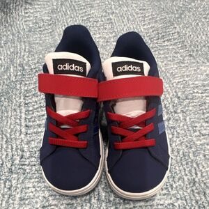 adidas Disney Snow White Kids Sneakers JR4918 Navy Red Yellow US 7K
